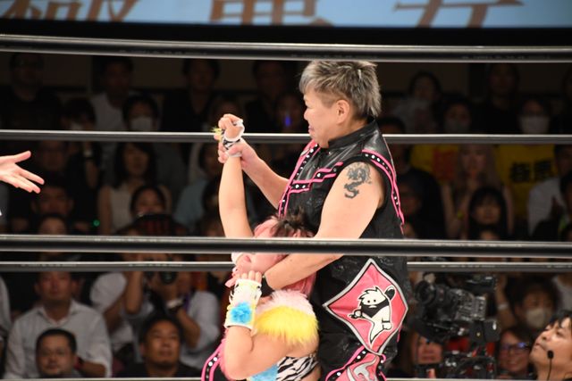 「極悪女王」イベントに“レジェンド”ズラリ！ゆりやん・唐田・剛力もリングに集結（34枚目）