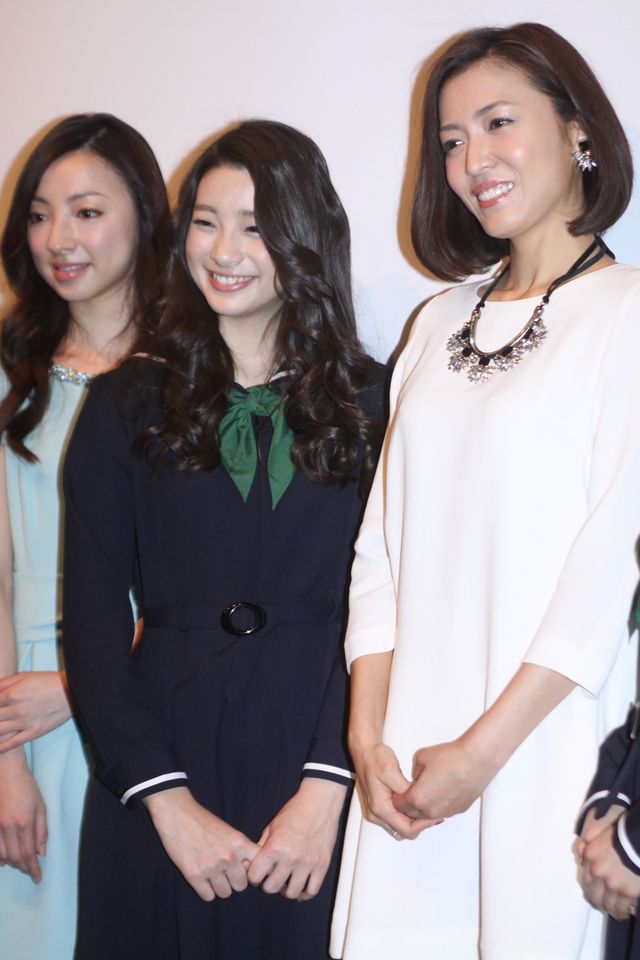 安蘭けい、初スクリーンで自分の美しさにうっとり「もとがよろしいから」　画像ギャラリー（2枚目）