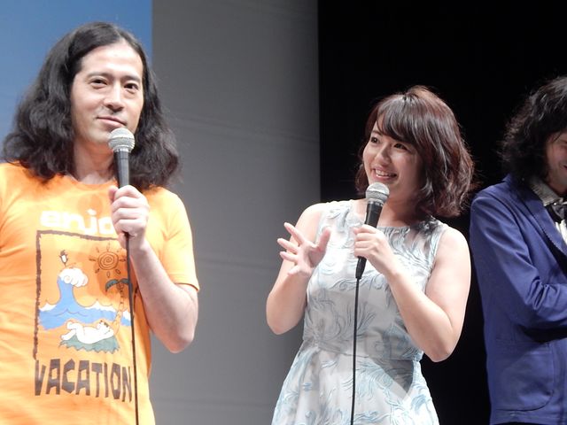 又吉、棒読みあいさつに会場ざわつく。しずる・村上にツッコまれて動揺！　画像ギャラリー（11枚目）