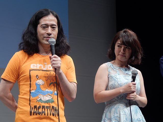 又吉、棒読みあいさつに会場ざわつく。しずる・村上にツッコまれて動揺！　画像ギャラリー（13枚目）