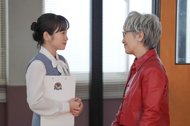 アニーに声をかけられ…「カムカムエヴリバディ」第104回の場面写真：フォトギャラリー