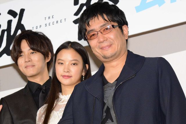 栗山千明が胸元ざっくりドレスで登場！『秘密 THE TOP SECRET』フォトギャラリー（5枚目）