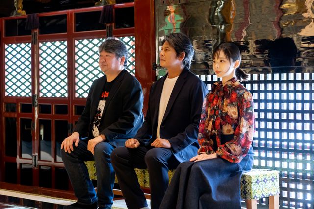 『踊る』織田裕二＆趣里＆本広克行監督が直筆絵馬を披露！『踊る大捜査線 N.E.W.』福岡キャンペーン（2枚目）
