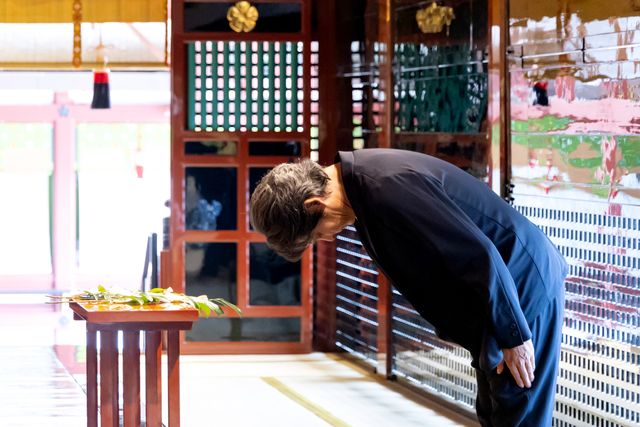 『踊る』織田裕二＆趣里＆本広克行監督が直筆絵馬を披露！『踊る大捜査線 N.E.W.』福岡キャンペーン（10枚目）