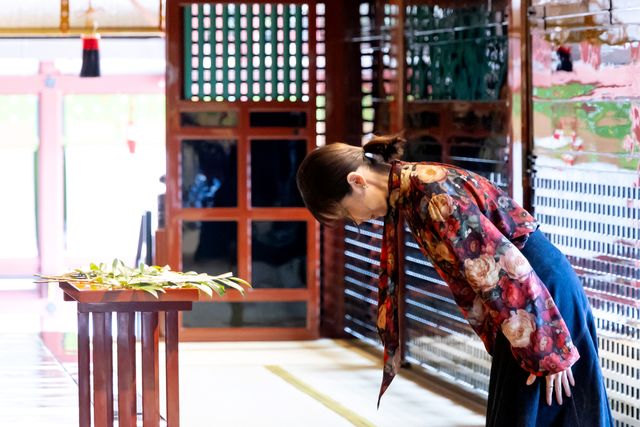 『踊る』織田裕二＆趣里＆本広克行監督が直筆絵馬を披露！『踊る大捜査線 N.E.W.』福岡キャンペーン（13枚目）