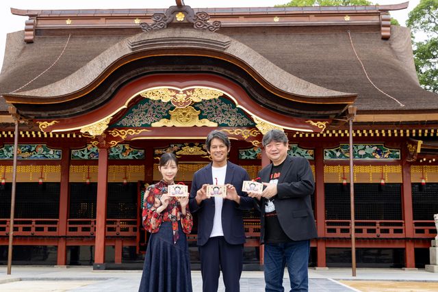 『踊る』織田裕二＆趣里＆本広克行監督が直筆絵馬を披露！『踊る大捜査線 N.E.W.』福岡キャンペーン（17枚目）