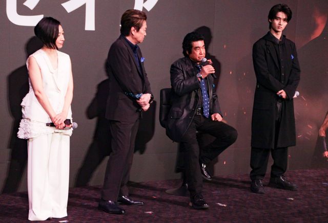 吹き替え版声優陣と藤岡弘、