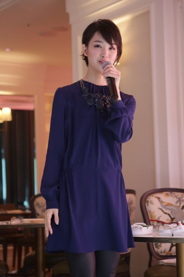 米倉涼子、剛力彩芽の「顔が変わった」…フォトギャラリー（9枚目）