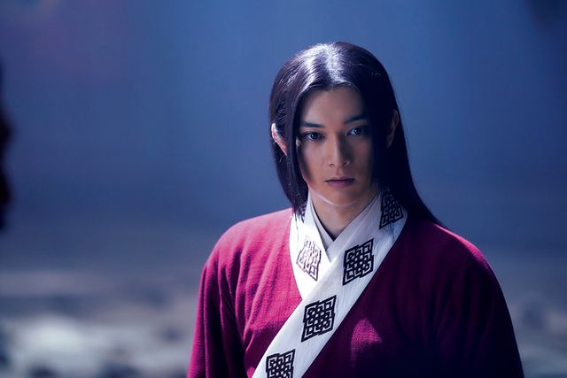 写真集「映画　キングダム2 遥かなる大地へ　写真集 －THE MAKING－」の収録カット！（2枚目）