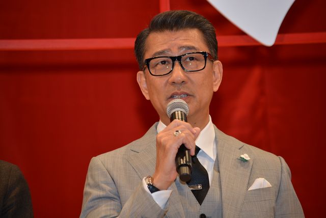 中井貴一、坂田師匠の「結婚したい」を全面バックアップ!?　画像ギャラリー（10枚目）