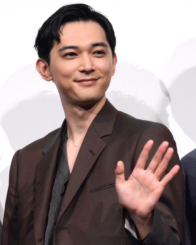 井口理（King Gnu）＆原摩利彦、映画『国宝』舞台あいさつにサプライズ登壇！（20枚目）