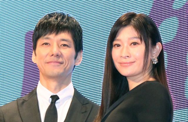 篠原涼子、西島秀俊、坂口健太郎、川栄李奈、笑顔でレッドカーペットに！『人魚の眠る家』ワールドプレミア（17枚目）