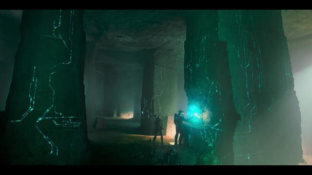 Halo_S1_007_RT.jpg