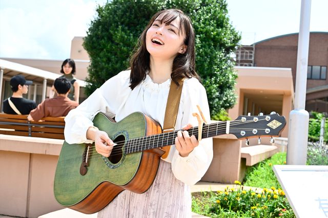 「ガッチャード」ラケシスのモデルとなった歌手が登場！スピンオフ「冥黒の黙示録　ラケシス」場面写真：フォトギャラリー