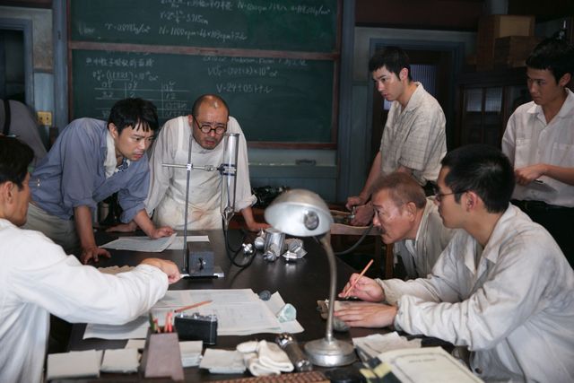 三浦春馬さんの笑顔カットも『映画　太陽の子』場面写真（6枚目）