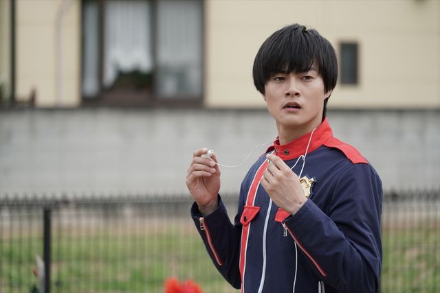 「警察戦隊パトレンジャーFeat．快盗戦隊ルパンレンジャー　もう一人のパトレン2号」より（8枚目）