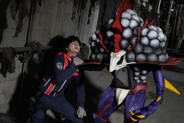 「警察戦隊パトレンジャーFeat．快盗戦隊ルパンレンジャー　もう一人のパトレン2号」より（13枚目）