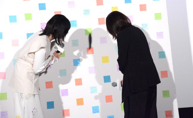 松たか子＆松村北斗＆塚原あゆ子監督、モノトーンの装いで登壇『ファーストキス 1ST KISS』公開直前イベント（7枚目）