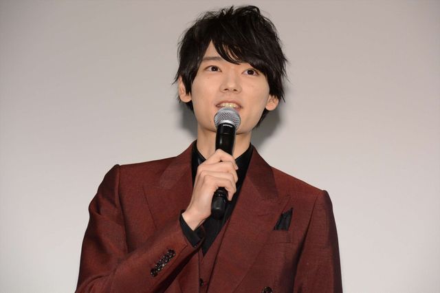 古川雄輝、初の口ひげ体験を告白：フォトギャラリー