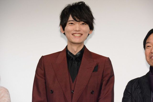 古川雄輝、初の口ひげ体験を告白（3枚目）