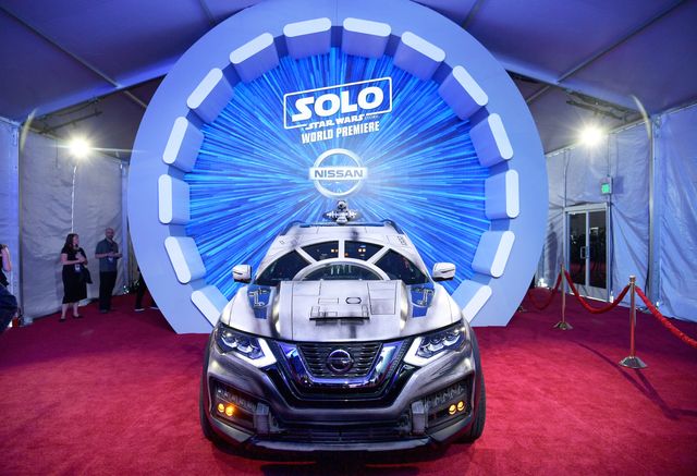 『スター・ウォーズ』ハン・ソロ映画お披露目！チューバッカも大興奮のLAプレミア！【写真多数】（19枚目）