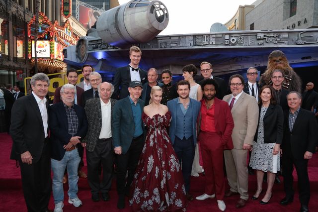 『スター・ウォーズ』ハン・ソロ映画お披露目！チューバッカも大興奮のLAプレミア！【写真多数】（22枚目）
