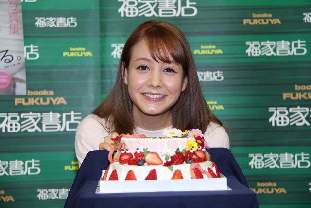 トリンドル、21歳になり恋愛観の変化を告白。肉食系から癒し系に？　画像ギャラリー（4枚目）