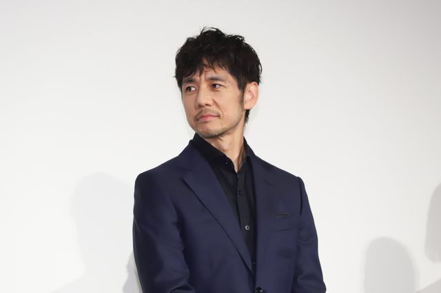 柴咲コウ×西島秀俊×青木崇高、シックな装いで登壇！黒沢清監督『蛇の道』完成披露の様子（5枚目）