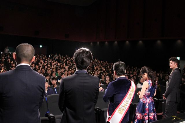 映画『謝罪の王様』初日舞台あいさつフォトギャラリー（27枚目）