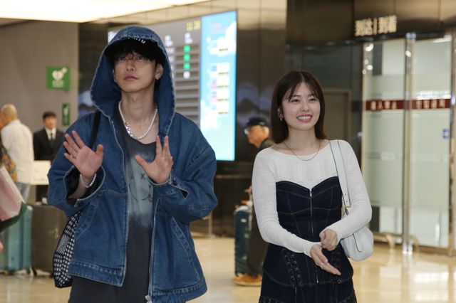 小芝風花＆佐藤健、韓国・金浦空港に到着！（7枚目）