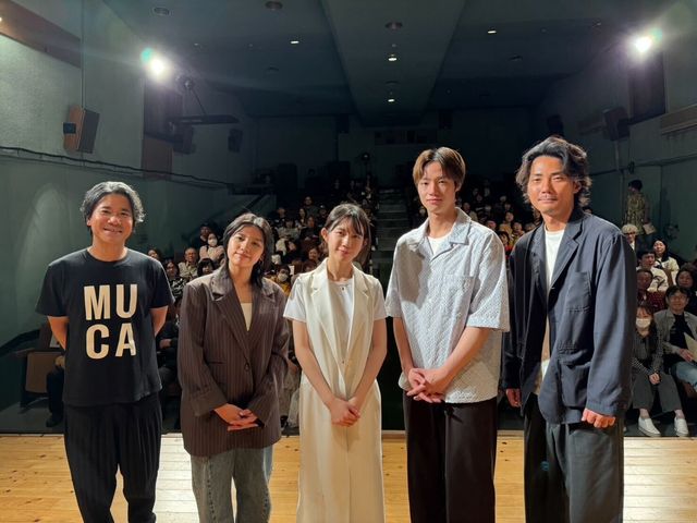 左から萩原健太郎監督、Leina、ジェシー・プリシラ、夏生大湖、毎熊克哉