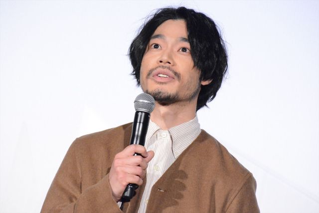 浜辺美波＆杉野遥亮、岸井ゆきのの衝撃回答にビックリ！『やがて海へと届く』公開記念舞台あいさつ（3枚目）