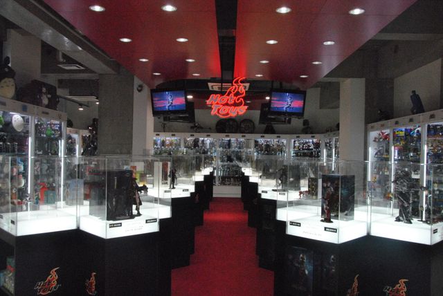 まるでフィギュアの美術館！ホットトイズの東京フラッグシップショップ「トイサピエンス」：フォトギャラリー