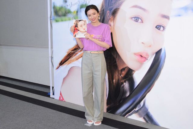 永野芽郁、笑顔がキュート！1st写真集「moment」発売記念イベント（5枚目）