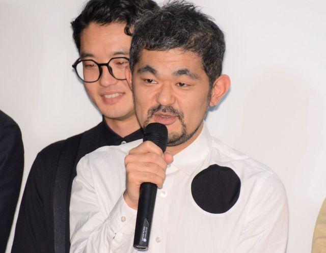 妻役は篠原ともえ！イッセー尾形主演『漫画誕生』初日舞台あいさつ（5枚目）