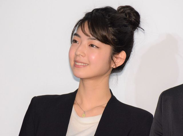 妻役は篠原ともえ！イッセー尾形主演『漫画誕生』初日舞台あいさつ（10枚目）