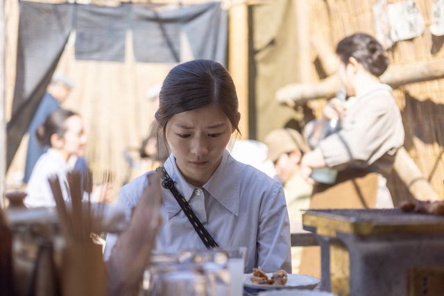 はる（石田ゆり子）が寅子（伊藤沙莉）にお金を…「虎に翼」第44回の場面写真（5枚目）