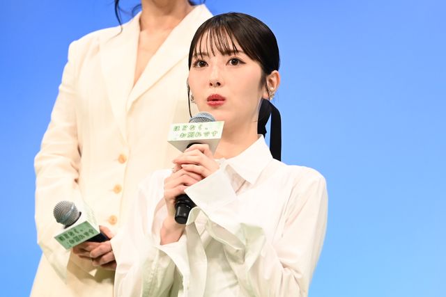 浜辺美波＆目黒蓮ら豪華キャスト集結！『ほどなく、お別れです』完成披露舞台あいさつ（5枚目）