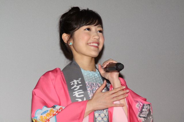 まゆゆ＆ピカチュウ！『ポケモン・ザ・ムービー』初日舞台あいさつフォトギャラリー（5枚目）