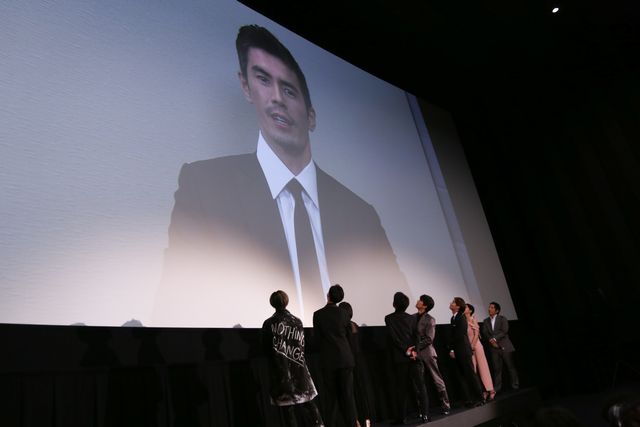 藤原竜也、夏帆、野村周平ら出席！『22年目の告白－私が殺人犯です－』初日舞台あいさつフォトギャラリー（10枚目）