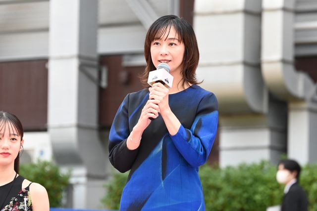 木村拓哉、倍賞千恵子を華麗にエスコート　映画『TOKYOタクシー』タクシーセレモニー（14枚目）