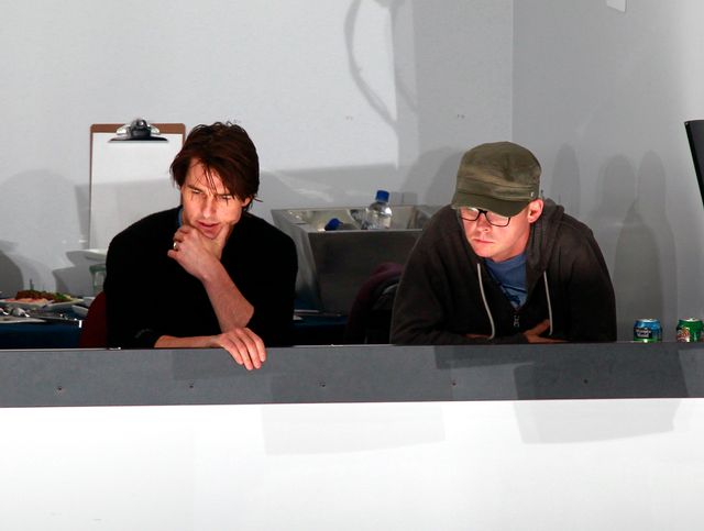 手をギュッ！仲良しトム・クルーズ＆サイモン・ペッグ【全12枚】（5枚目）