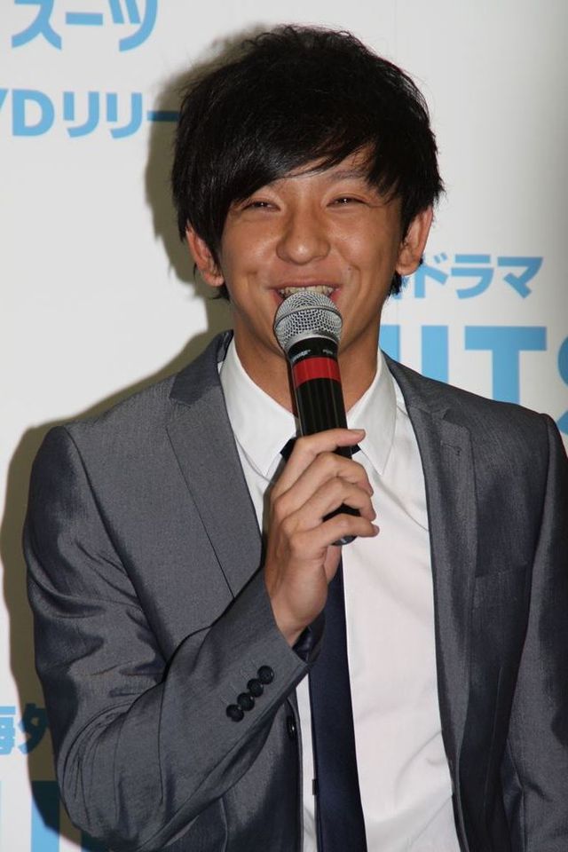 パンサー尾形がド派手な女装…フォトギャラリー：フォトギャラリー