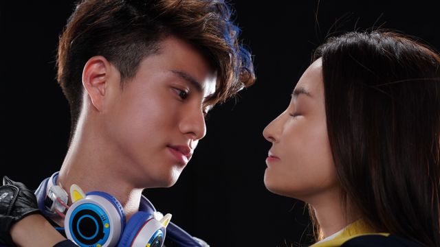 エイプリルフールネタじゃなかった！ヤンマ・ガスト＆ジャスミン主役「デカレンジャーwithトンボオージャー」場面写真（2枚目）