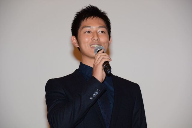 バットで鏡開き！『アゲイン 28年目の甲子園』初日舞台あいさつフォトギャラリー（7枚目）