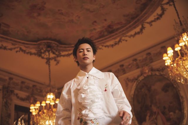 三山凌輝の目に注目！1st写真集「Gaze」先行カット＜3枚＞：フォトギャラリー