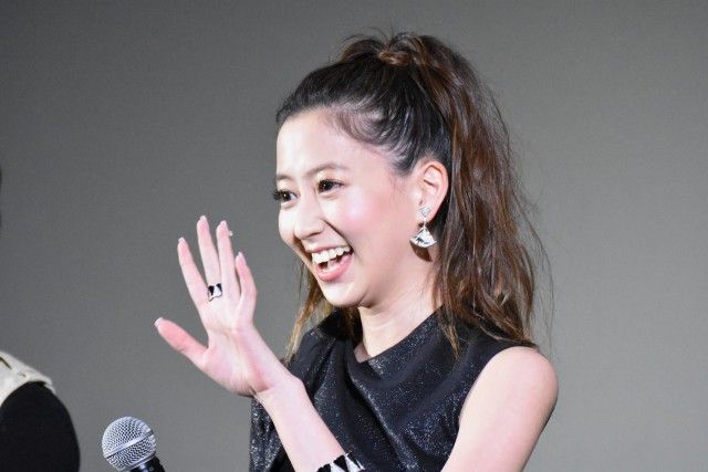 河北麻友子と結婚相手ツーショット（4枚目）