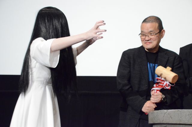 客席から貞子、現る！映画『貞子』公開御礼舞台あいさつ（3枚目）