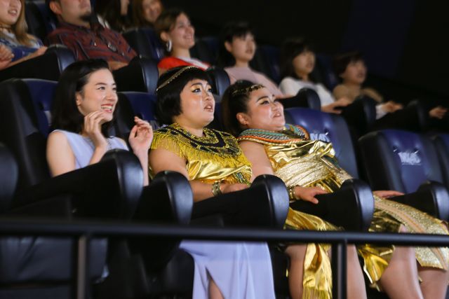 永野芽郁がおかずクラブと登場！『キング・オブ・エジプト』イベント ギャラリー（3枚目）