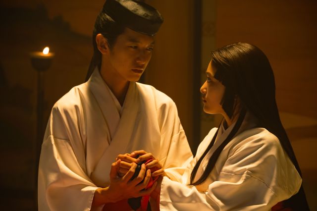 花山天皇＆よし子のラブラブな日々…「光る君へ」場面写真（3枚目）